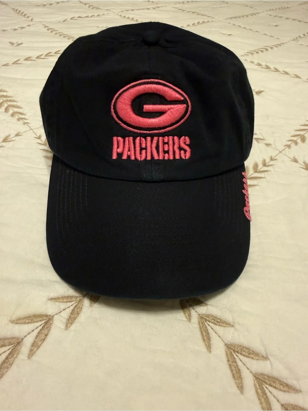 ‘47 Green Bay Packers Black and Pink Embroidered Adjustable Hat